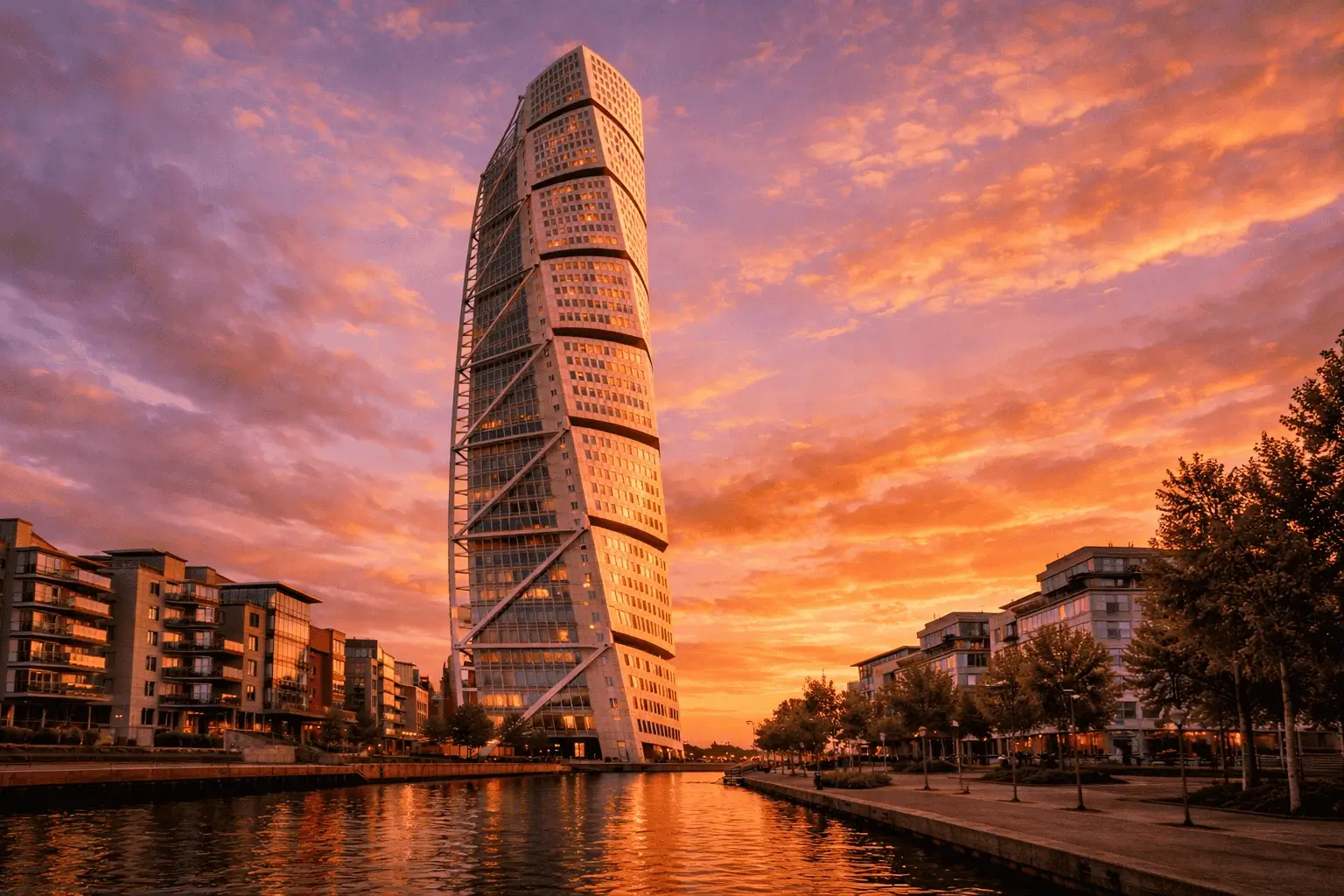 Turning Torso Malmö - Hög byggnad i Malmö
